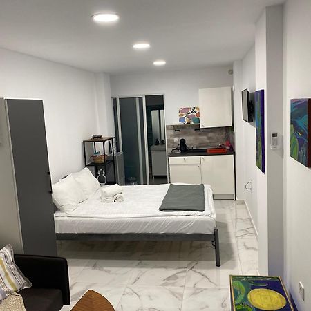 Nirvana Comfort Apartments 2 Thessaloniki Buitenkant foto