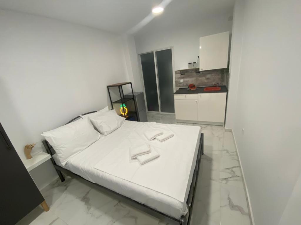 Nirvana Comfort Apartments 2 Thessaloniki Buitenkant foto